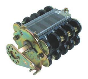 F4-□III/W系列辅助开关